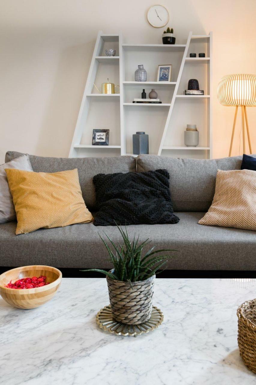 Urban Chic Apartment In The Heart Of Historic Lisbon Exterior photo